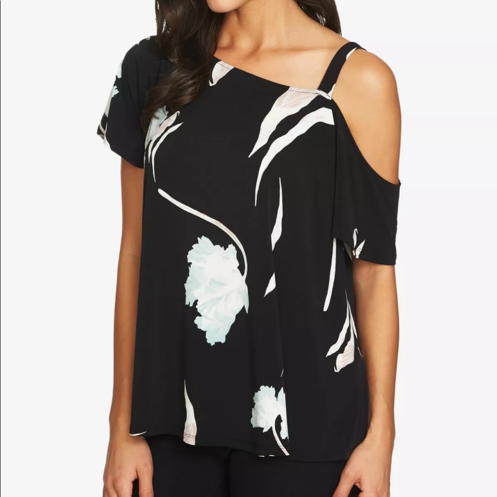 1. STATE floral top, NWT